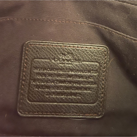 Small Coach purse with gold chain strap​ - Picture 9 of 9